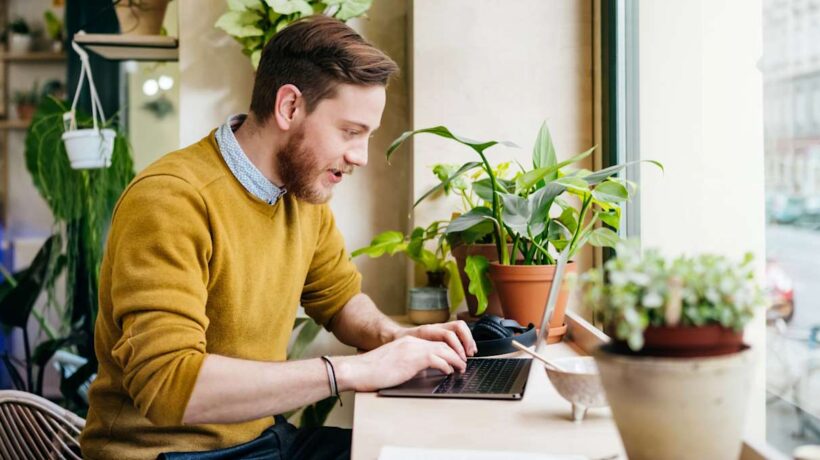 How to Transition Into a New Career Through Online Training